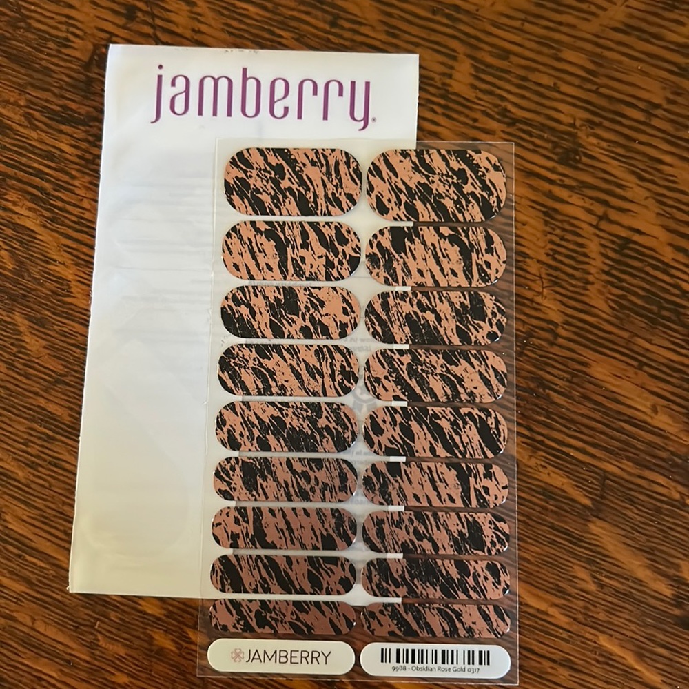 Jamberry Obsidian Rose Gold full nail set